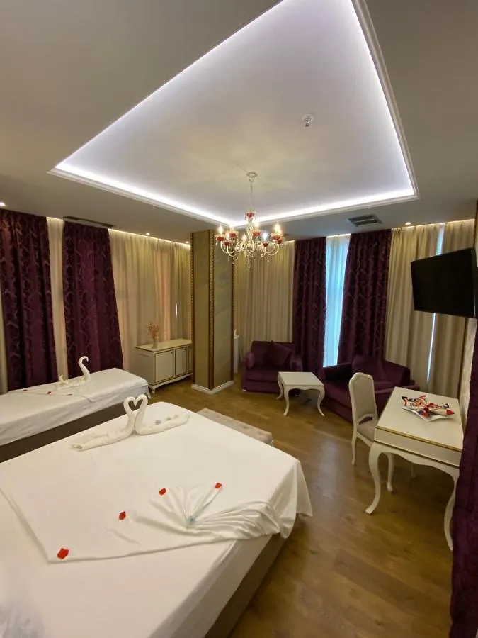 The Red Bricks Hotel Shkoder