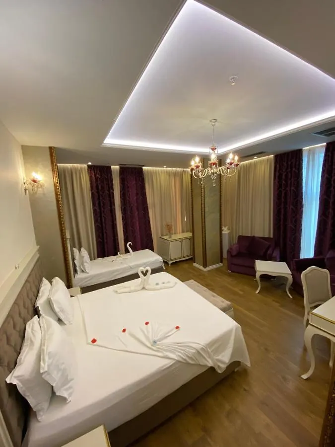 The Red Bricks Hotel Shkoder